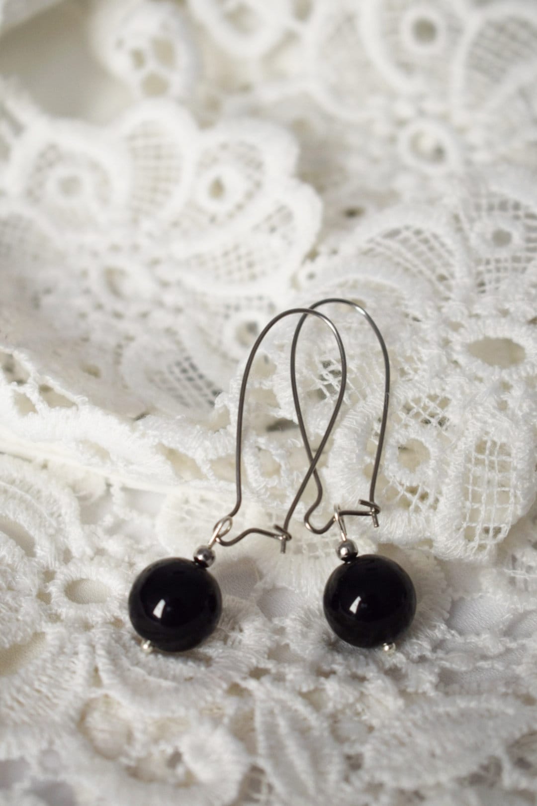 Black hoop earrings for women, Agate hoop earrings, Black agate, Boho hoop earrings with gemstone, Handmade jewelry, Gift for her