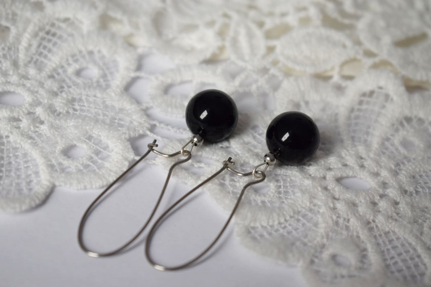 Black hoop earrings for women, Agate hoop earrings, Black agate, Boho hoop earrings with gemstone, Handmade jewelry, Gift for her