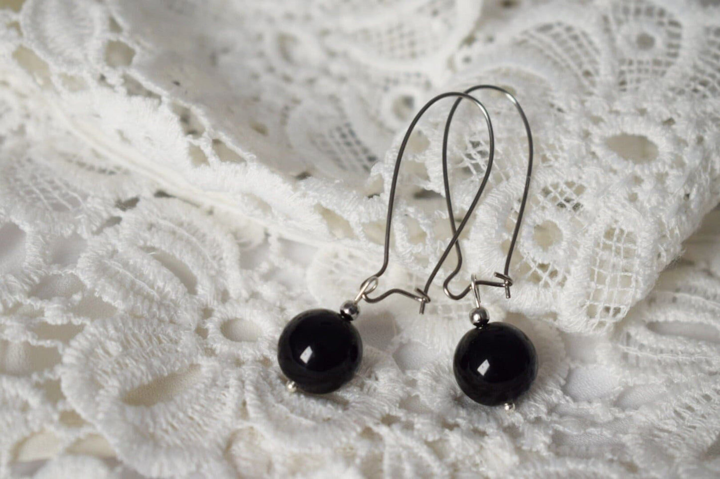 Black hoop earrings for women, Agate hoop earrings, Black agate, Boho hoop earrings with gemstone, Handmade jewelry, Gift for her