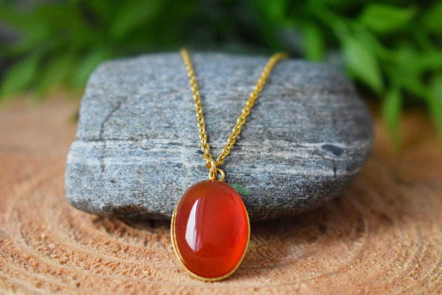 Red Agate Necklace Gold, Oval Red Gemstone Necklace, Red Gold, Red Stone Pendant Necklace, Agate Jewelry, Handmade jewelry, Gift for women