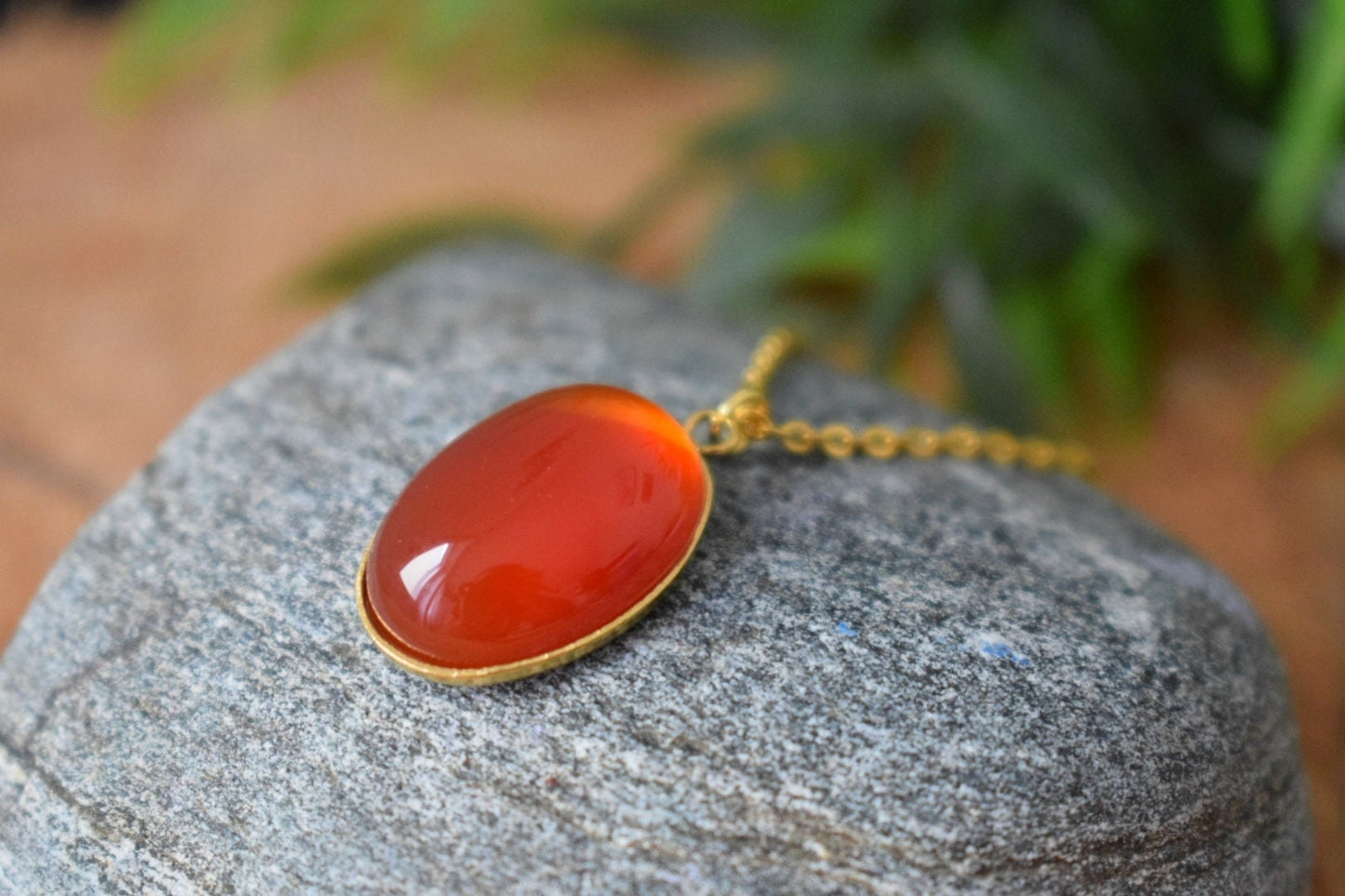Red Agate Necklace Gold, Oval Red Gemstone Necklace, Red Gold, Red Stone Pendant Necklace, Agate Jewelry, Handmade jewelry, Gift for women