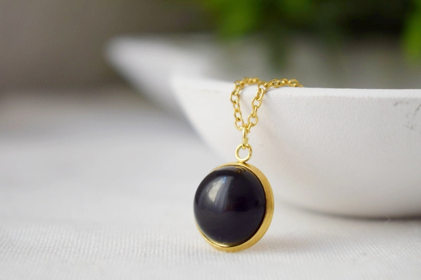 Black Agate Necklace, Gemstone Round Pendant, 18k gold plated stainless steel stone Necklace for Women, Gothic Jewelry, Gift for Her