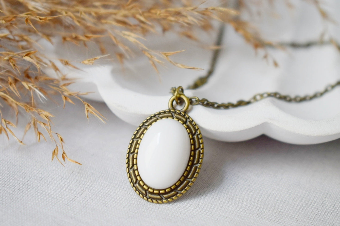 Vintage White Jade Necklace, Oval Gemstone Pendant Necklace For Women, White Stone Necklace, Boho Necklace, Handmade Jewelry, Gift For Her