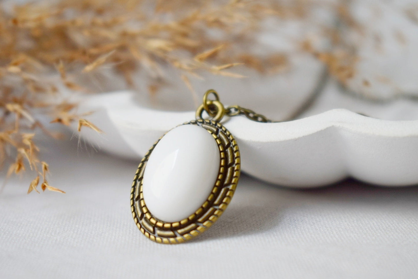 Vintage White Jade Necklace, Oval Gemstone Pendant Necklace For Women, White Stone Necklace, Boho Necklace, Handmade Jewelry, Gift For Her