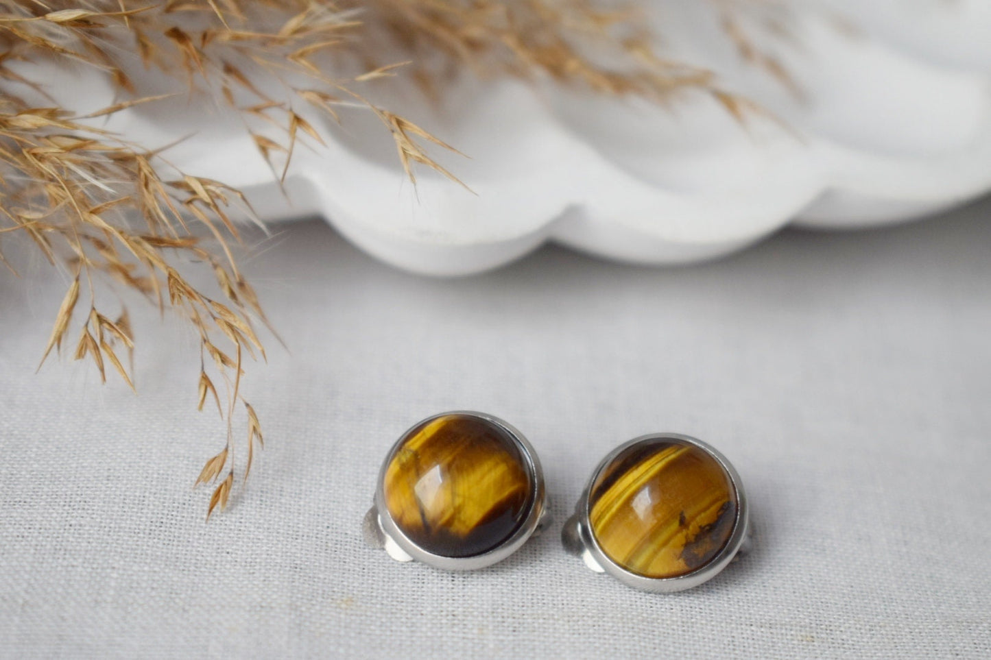 Small tiger eye clip on earrings, Gemstone ear clips, Natural Stone No hole earrings, Non pierced earrings, Tiger's eye jewelry women