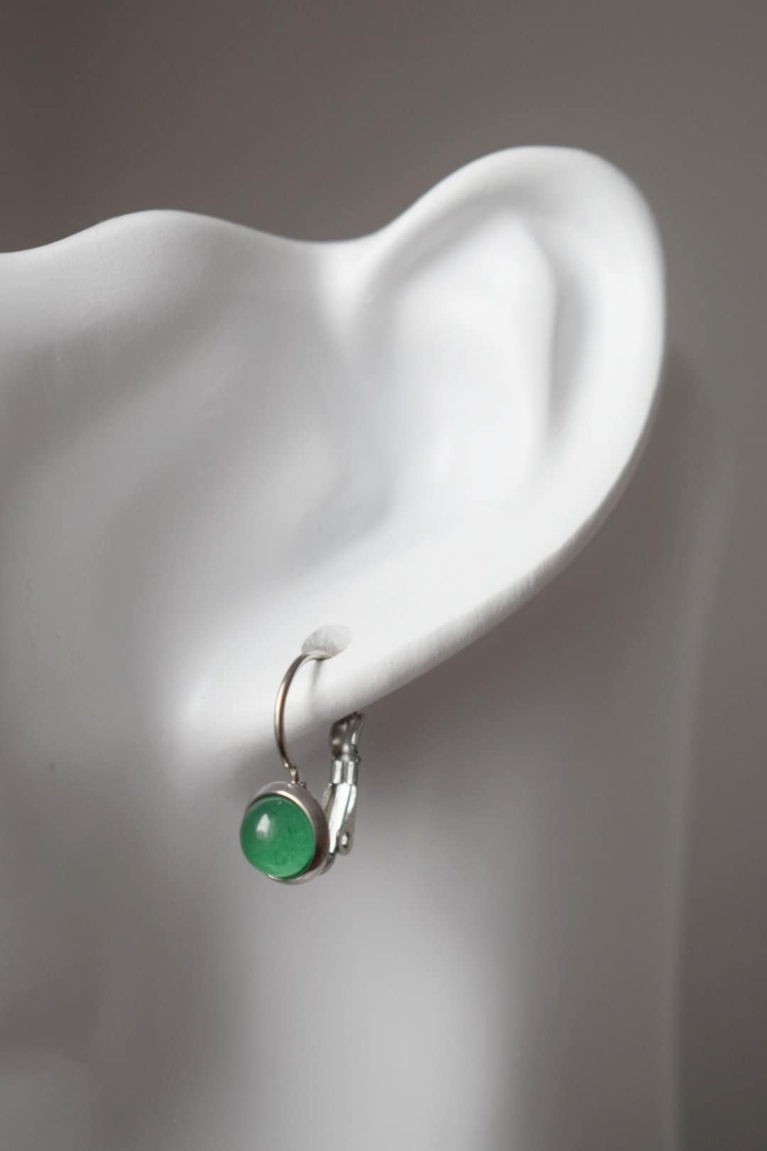 Small green aventurine hanging earrings silver, minimalist, 6mm gemstone earrings, aventurine jewelry, green dangle earrings, gift for her