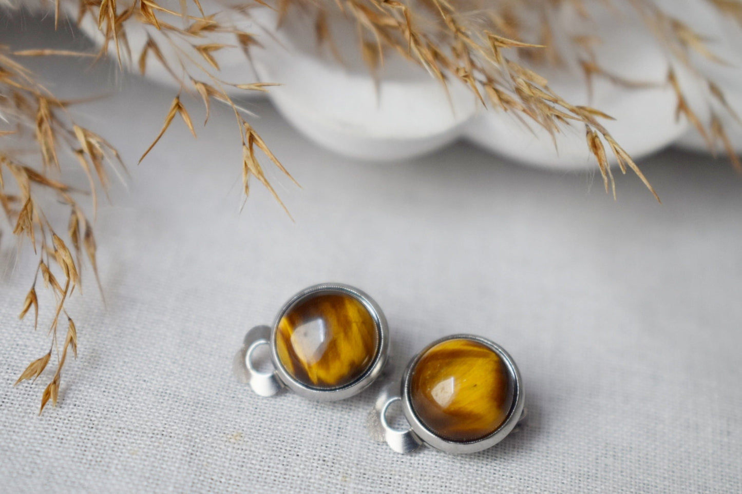 Small tiger eye clip on earrings, Gemstone ear clips, Natural Stone No hole earrings, Non pierced earrings, Tiger's eye jewelry women