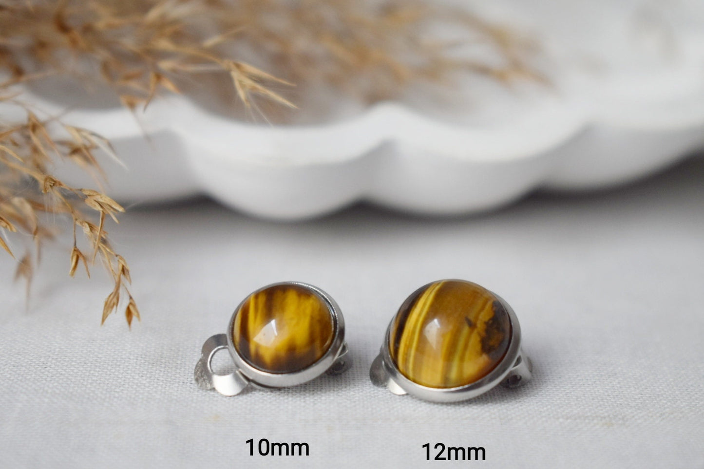Small tiger eye clip on earrings, Gemstone ear clips, Natural Stone No hole earrings, Non pierced earrings, Tiger's eye jewelry women