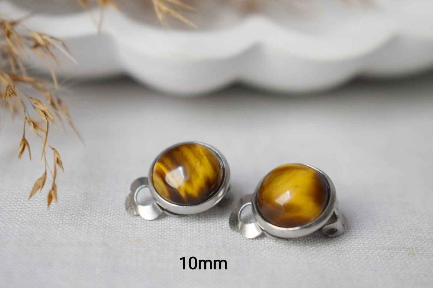 Small tiger eye clip on earrings, Gemstone ear clips, Natural Stone No hole earrings, Non pierced earrings, Tiger's eye jewelry women