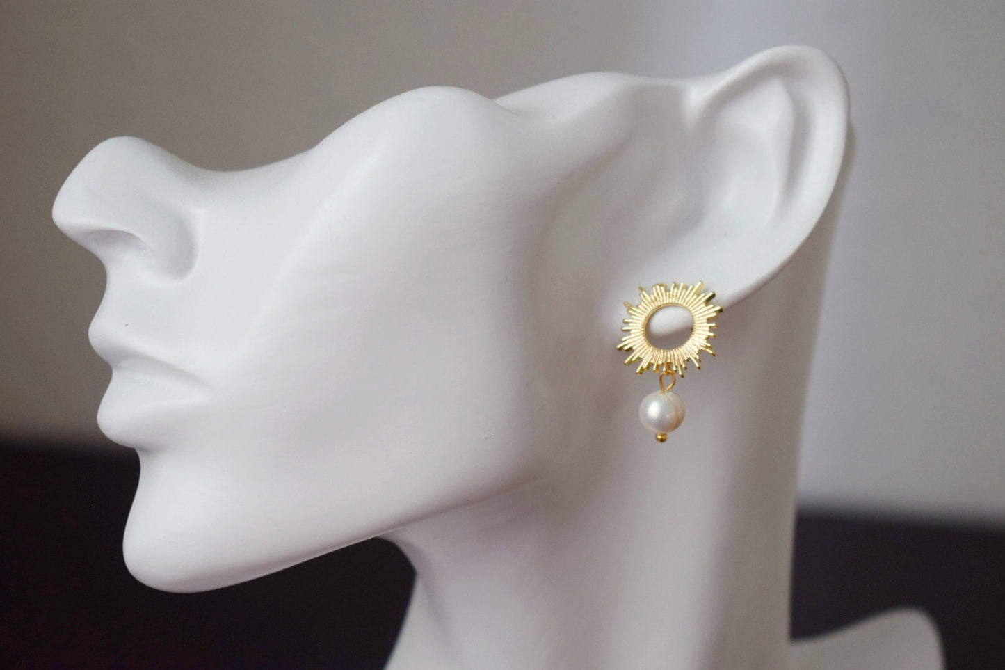 Sun stud earrings with pearl 18K gold plated freshwater pearl jewelry Bridesmaid Wedding Art Deco Sun rays jewelry Gift for her