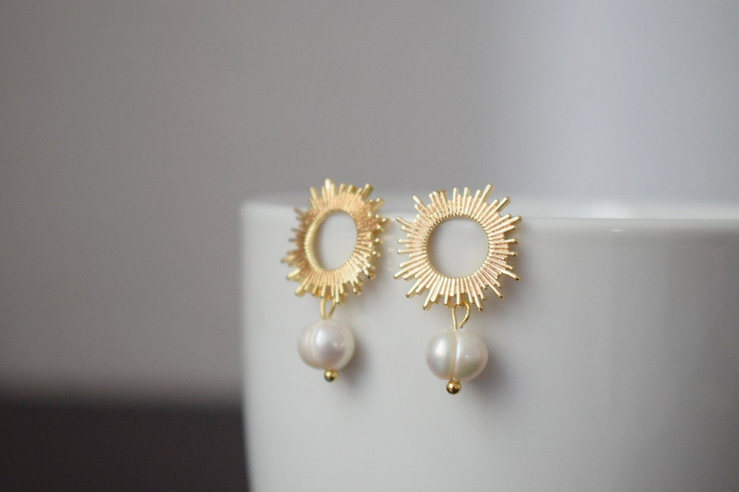 Sun stud earrings with pearl 18K gold plated freshwater pearl jewelry Bridesmaid Wedding Art Deco Sun rays jewelry Gift for her