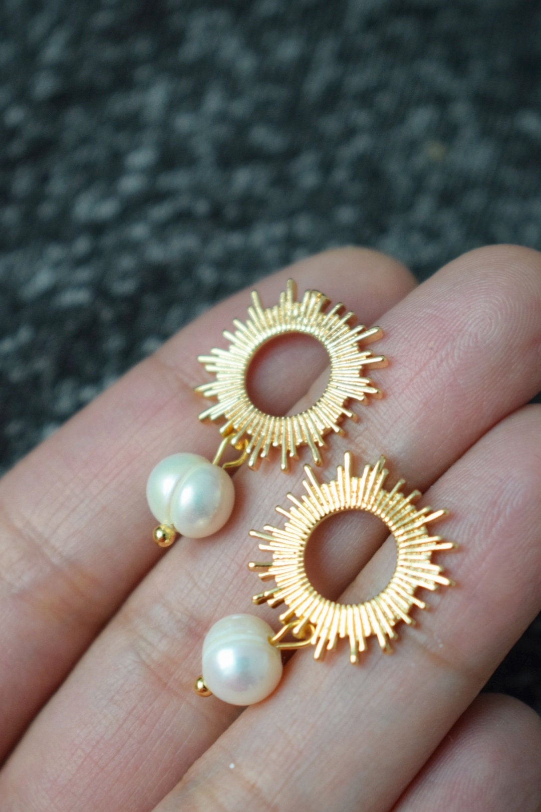 Sun stud earrings with pearl 18K gold plated freshwater pearl jewelry Bridesmaid Wedding Art Deco Sun rays jewelry Gift for her
