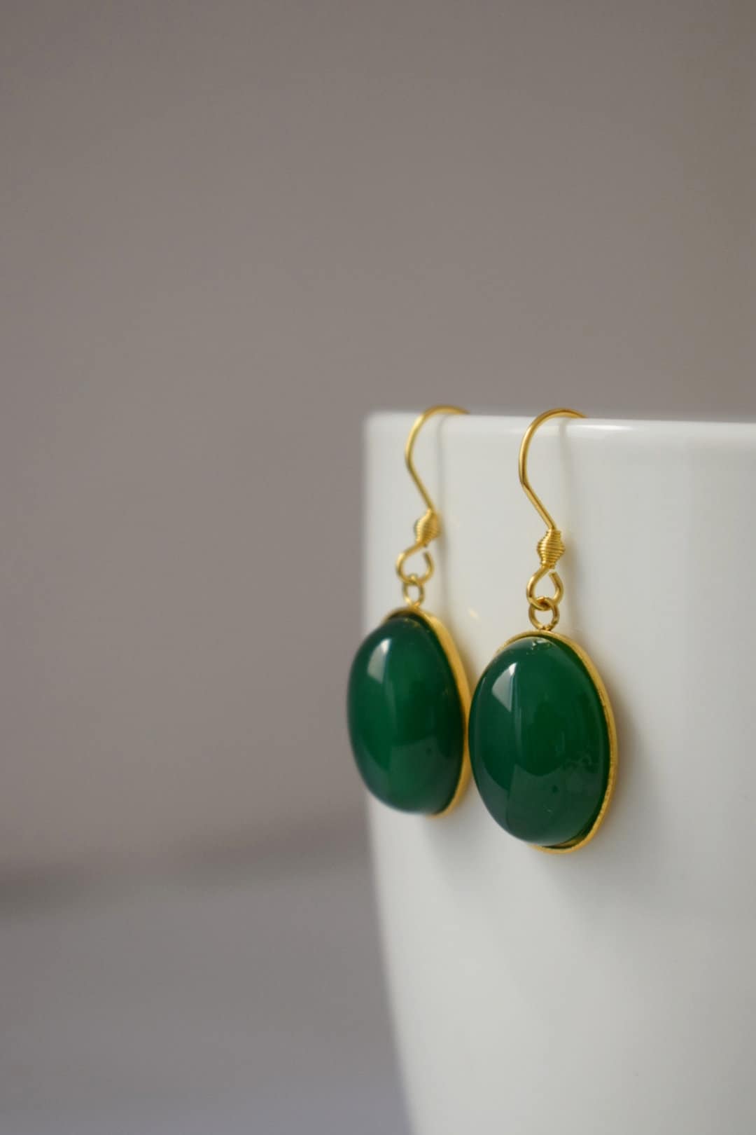 Green agate earrings gold, Oval gemstone earrings, Green stone dangle earrings, Hanging green earrings, Handmade agate jewelry, Gift for her