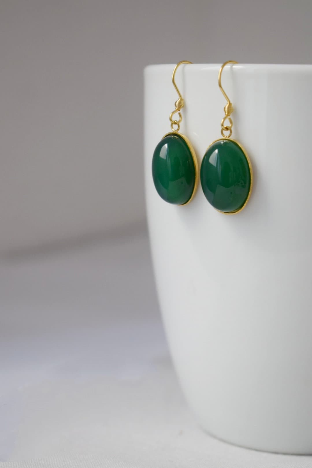 Green agate earrings gold, Oval gemstone earrings, Green stone dangle earrings, Hanging green earrings, Handmade agate jewelry, Gift for her