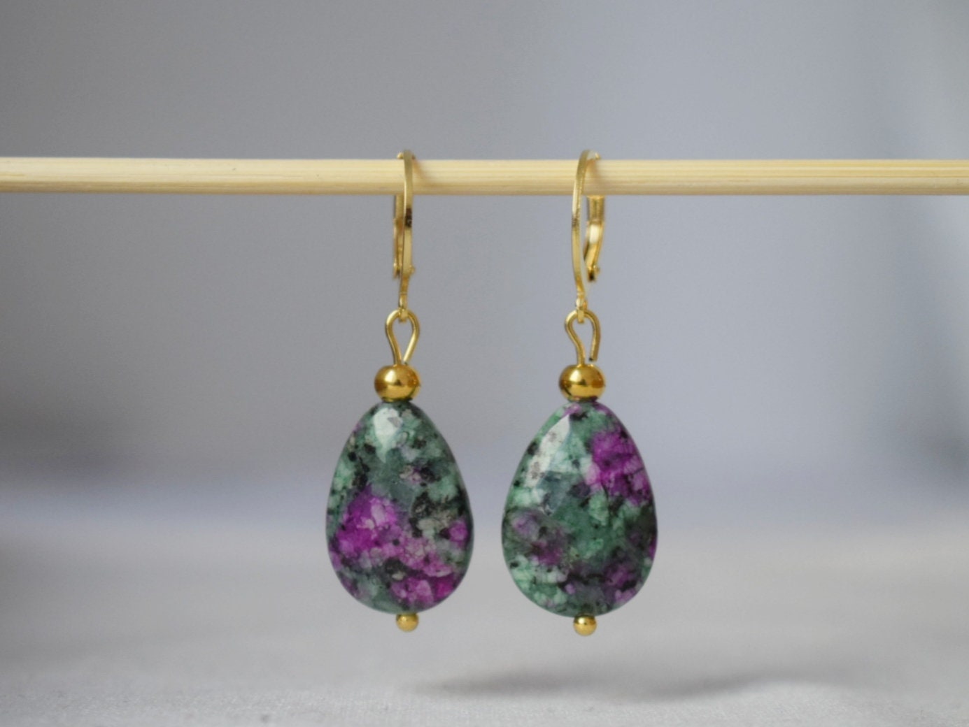 Ruby In Zoisite Earrings, Teardrop earrings beaded, Huggies, Dangle gemstone earrings, Stainless steel, Green, Pink, Ruby Fuchsite