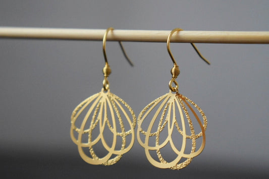 Flower petal earrings, Lightweight dangle earrings modern, Real 18K Gold Plated stainless steel petal pendant and ear hooks