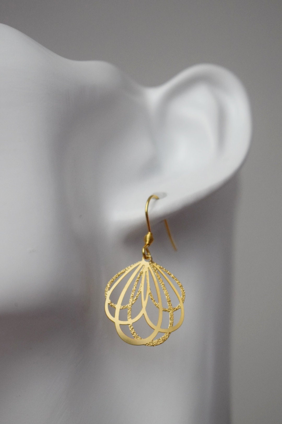 Flower petal earrings, Lightweight dangle earrings modern, Real 18K Gold Plated stainless steel petal pendant and ear hooks