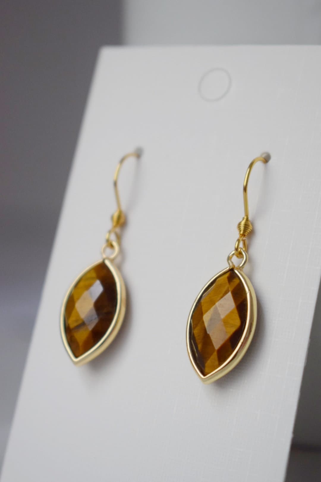 Tiger's Eye Earrings, Faceted gemstone earrings, Horse eye, Gold brown color, Stone dangle earrings, Chakra, Tiger eye jewelry
