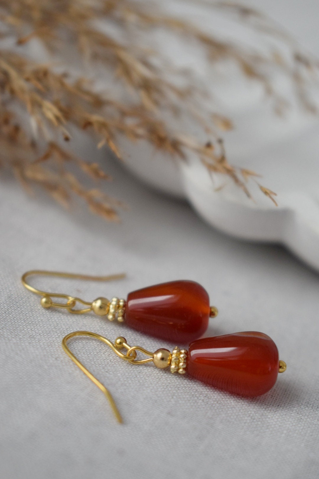 Carnelian teardrop earrings gold, Natural Carnelian dangle earrings, Red gemstone drop earrings, Carnelian jewelry for women, Gift for her