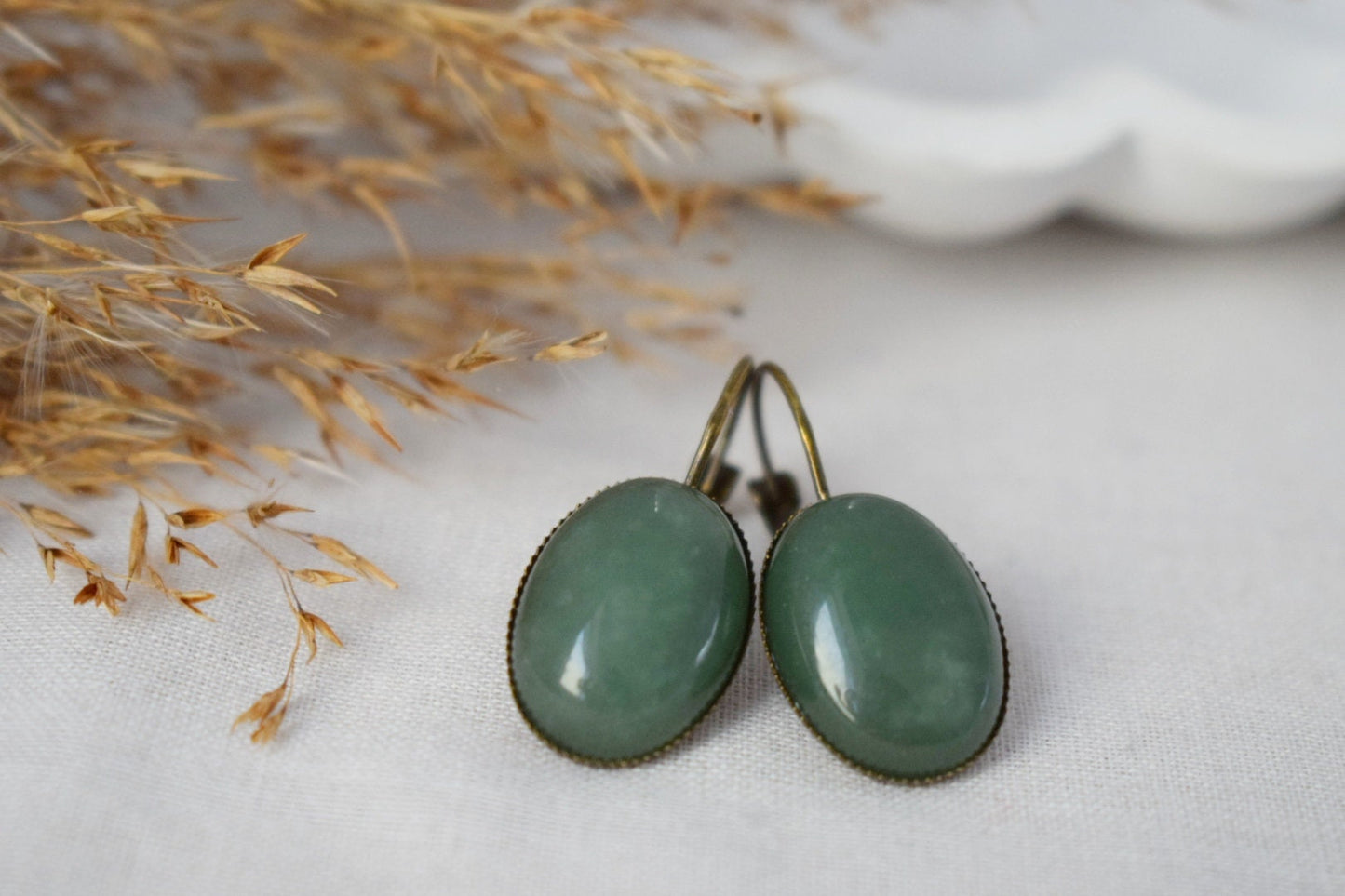 Green aventurine vintage earrings, Gemstone lever back earrings, Green stone, Dangle, Hanging, Oval, Antique bronze, Aventurine jewelry