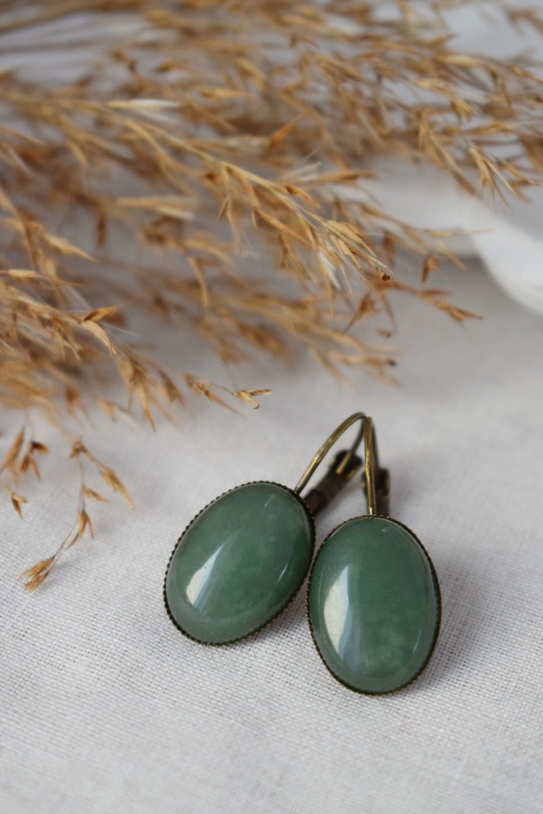 Green aventurine vintage earrings, Gemstone lever back earrings, Green stone, Dangle, Hanging, Oval, Antique bronze, Aventurine jewelry