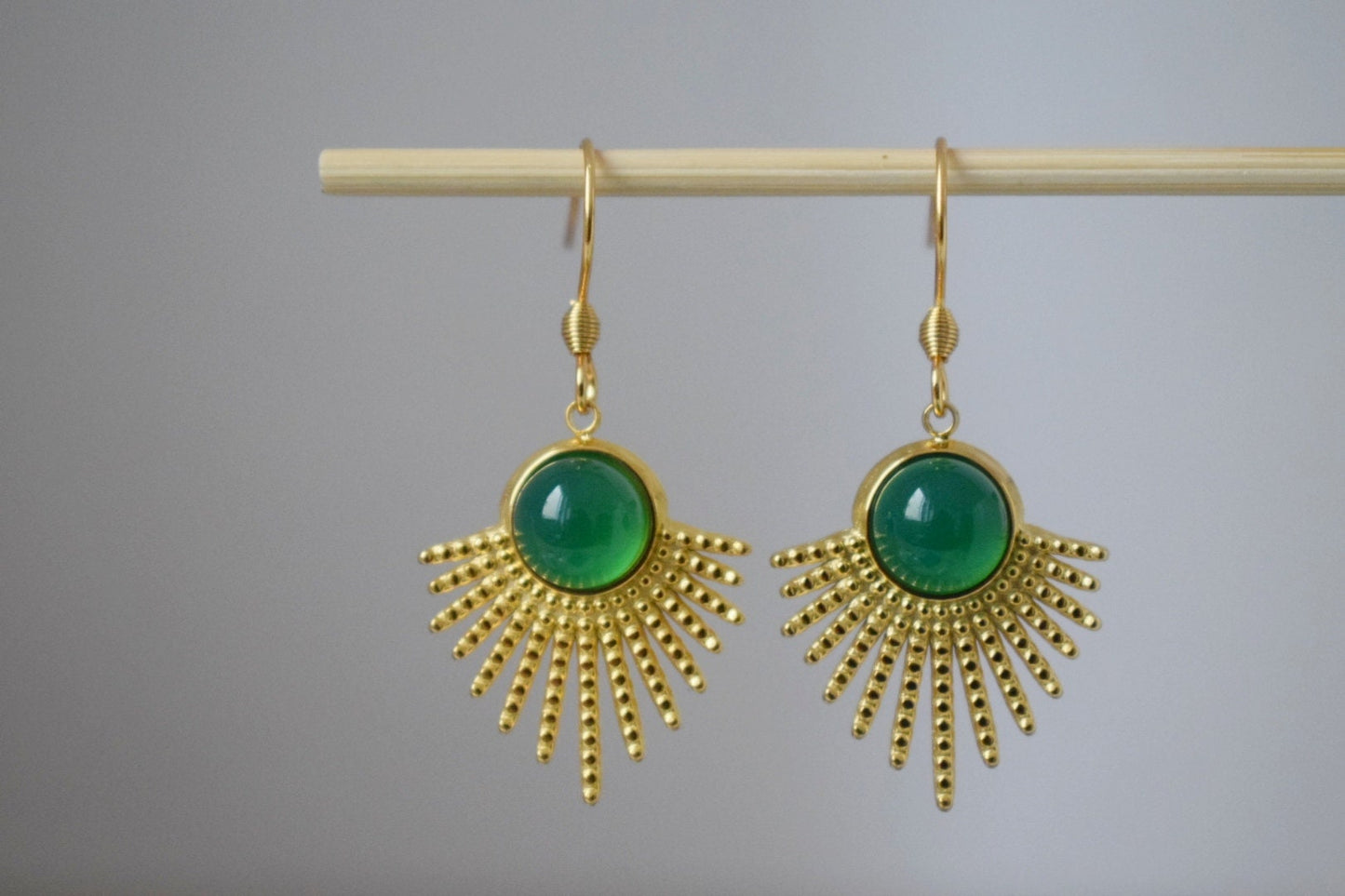 Green agate earrings, Sun rays dangling earrings, Sunburst, Green gemstone drop earrings, Celestial, Gold plated stainless steel jewelry