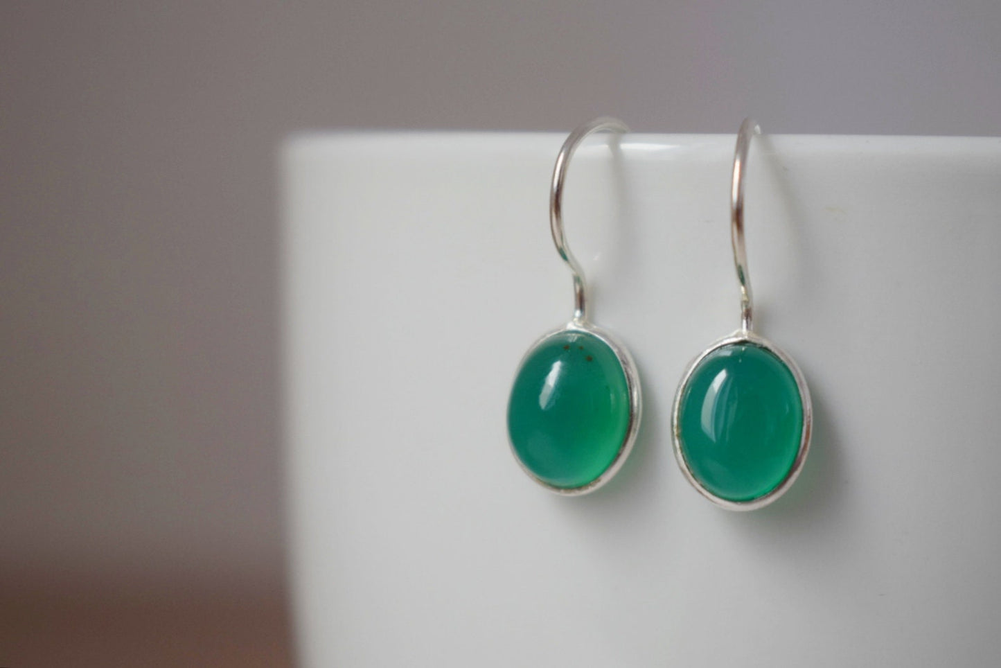 Small green onyx earrings in 925 sterling silver, Oval gemstone unique jewelry, Shiny Natural stone, Best mother's day gift for her