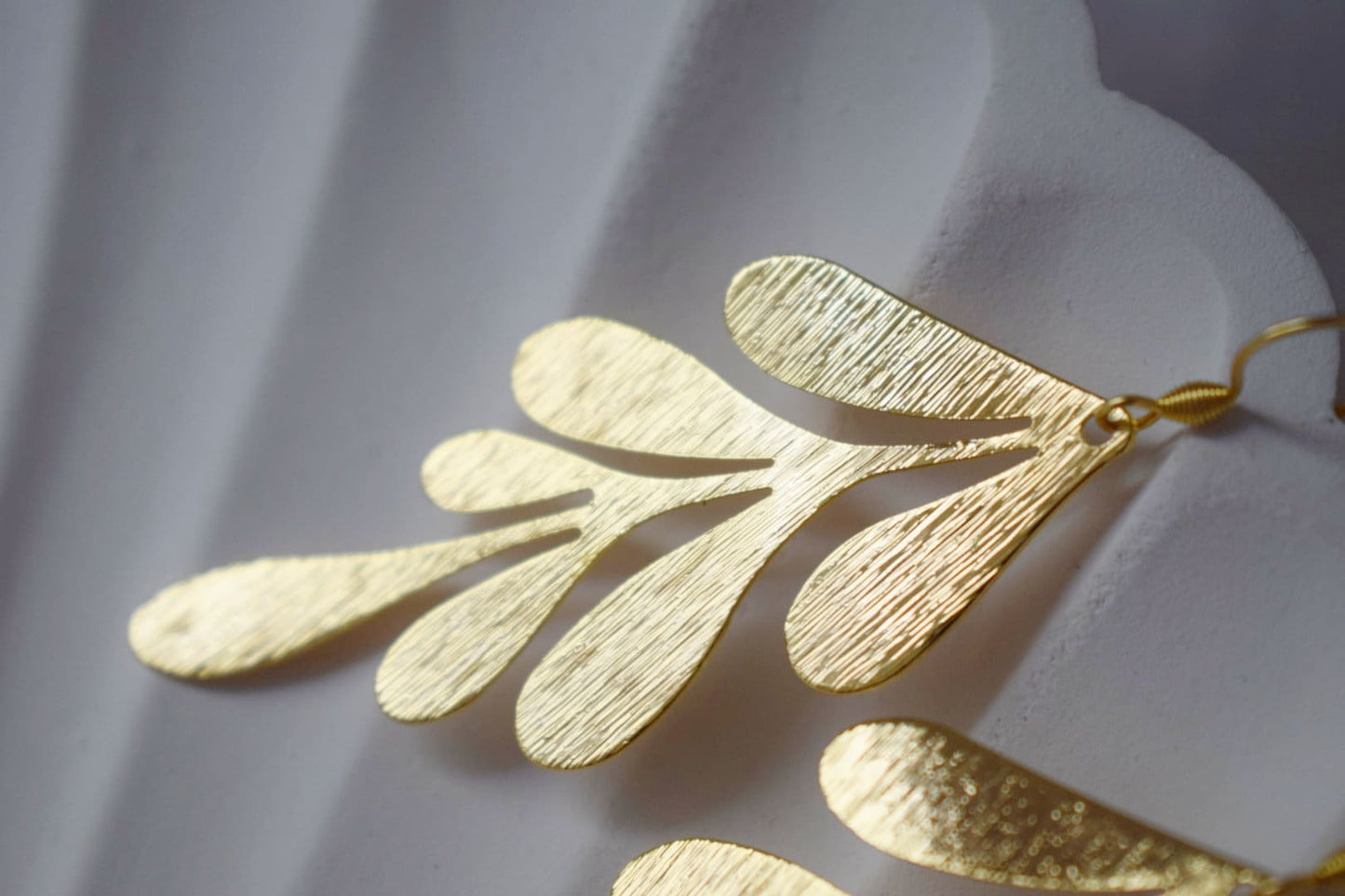 Long Leaf Earrings for women, 18k gold plated, Leaf dangle earrings, Stainless steel earrings, Boho statement earrings, Leaf gold jewelry