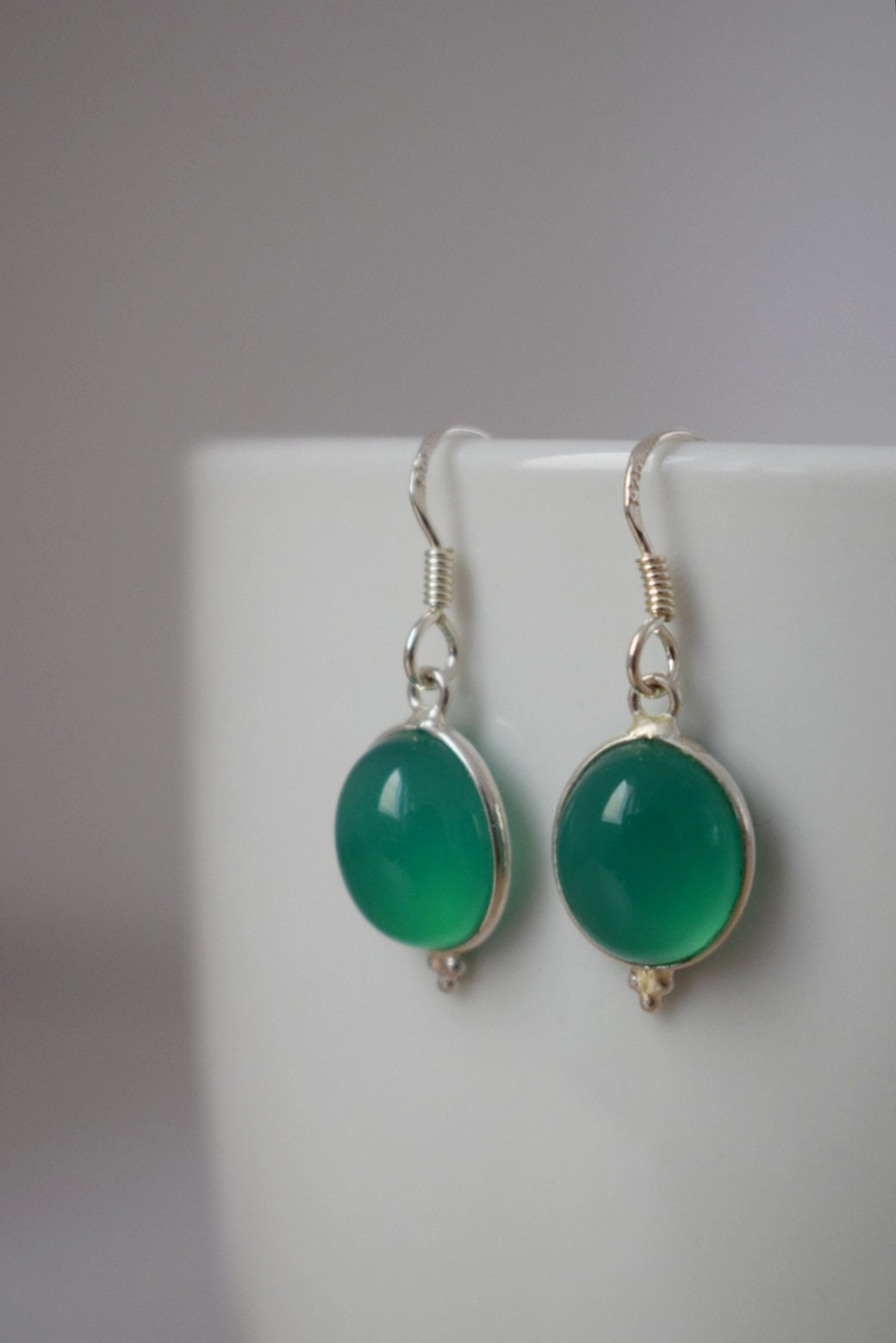 Green onyx earrings, 925 sterling silver, Oval gemstone earrings, Natural stone, Unique silver jewelry, Best valentine's day gift for her