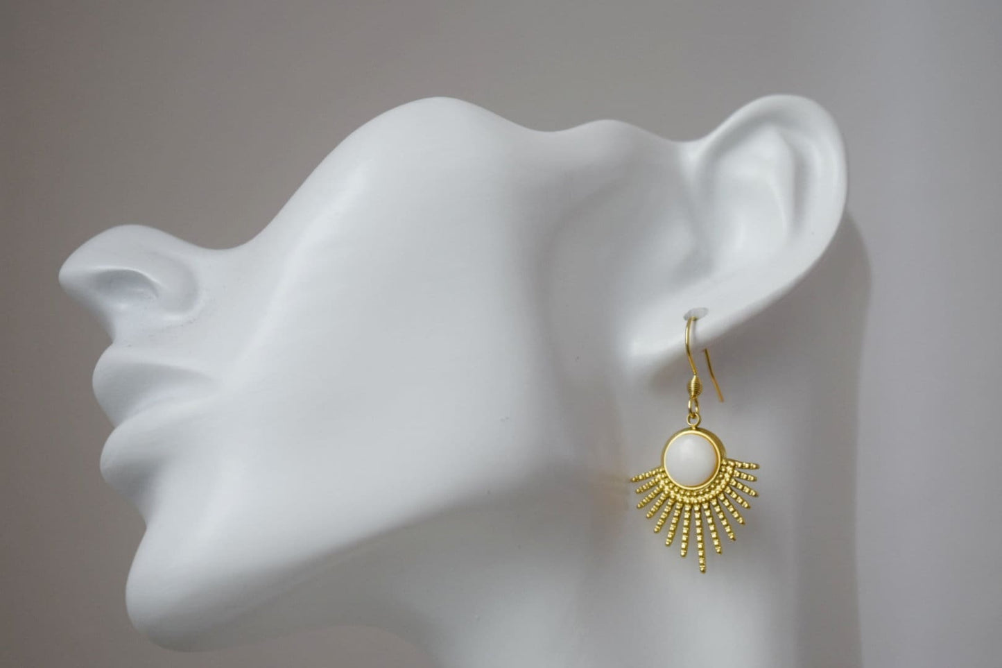 Mother of pearl earrings with 18k gold plated stainless steel sun rays pendant and earrings hooks, Sunburst, Celestial jewelry, Unique gift
