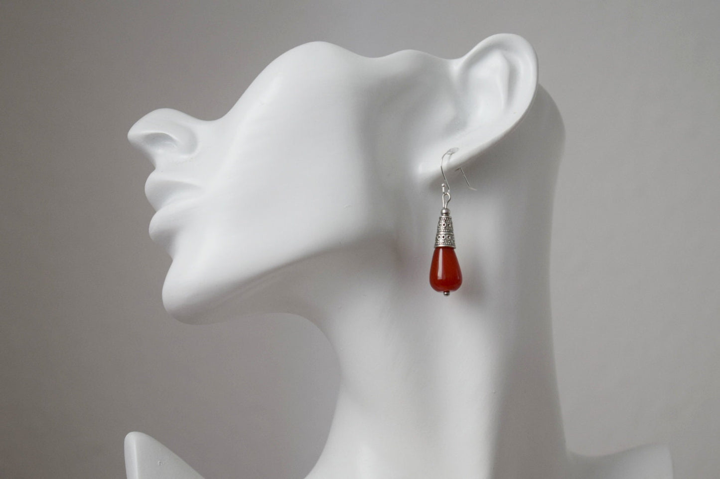 Carnelian teardrop earrings, Red gemstone earrings, Vintage dangle and drop earrings, Boho, Sterling silver earring hooks, Jewelry gift her