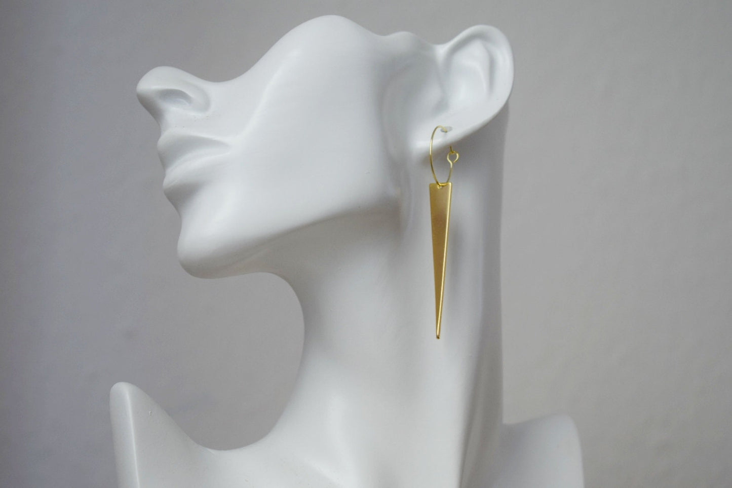 Triangle pendant earrings, Long geometric hanging dangle and drop earrings, 18k vergoldete stainless steel hoop earrings, Best gift for her