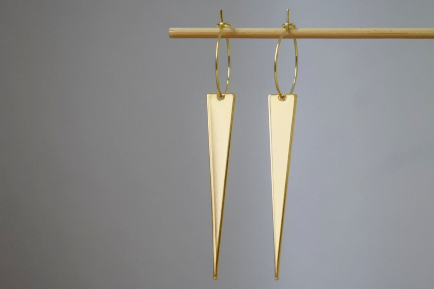 Triangle pendant earrings, Long geometric hanging dangle and drop earrings, 18k vergoldete stainless steel hoop earrings, Best gift for her