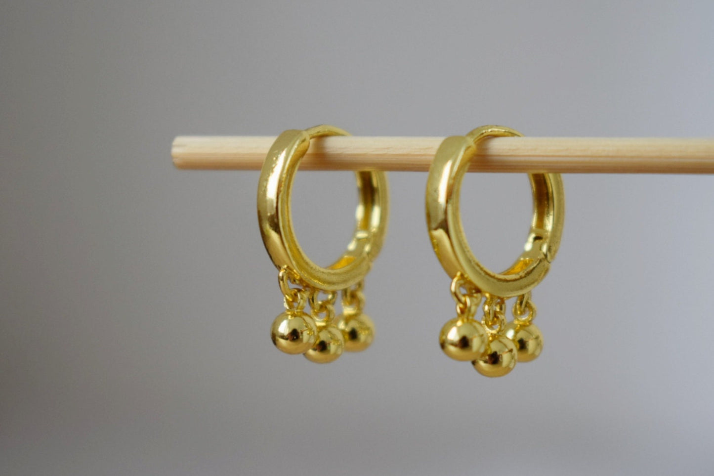 Minimalist Gold Hoop Earrings with Dangling Beads, Classic Lightweight Jewelry for Women, Everyday Wear, Unique Gift for Her