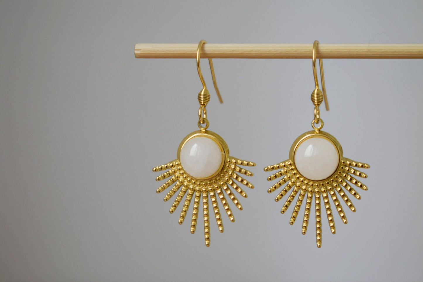 White jade earrings, Sun rays dangling earrings, Sunburst, Gemstone drop earrings, Celestial, 18k gold plated stainless steel, Jewelry gift