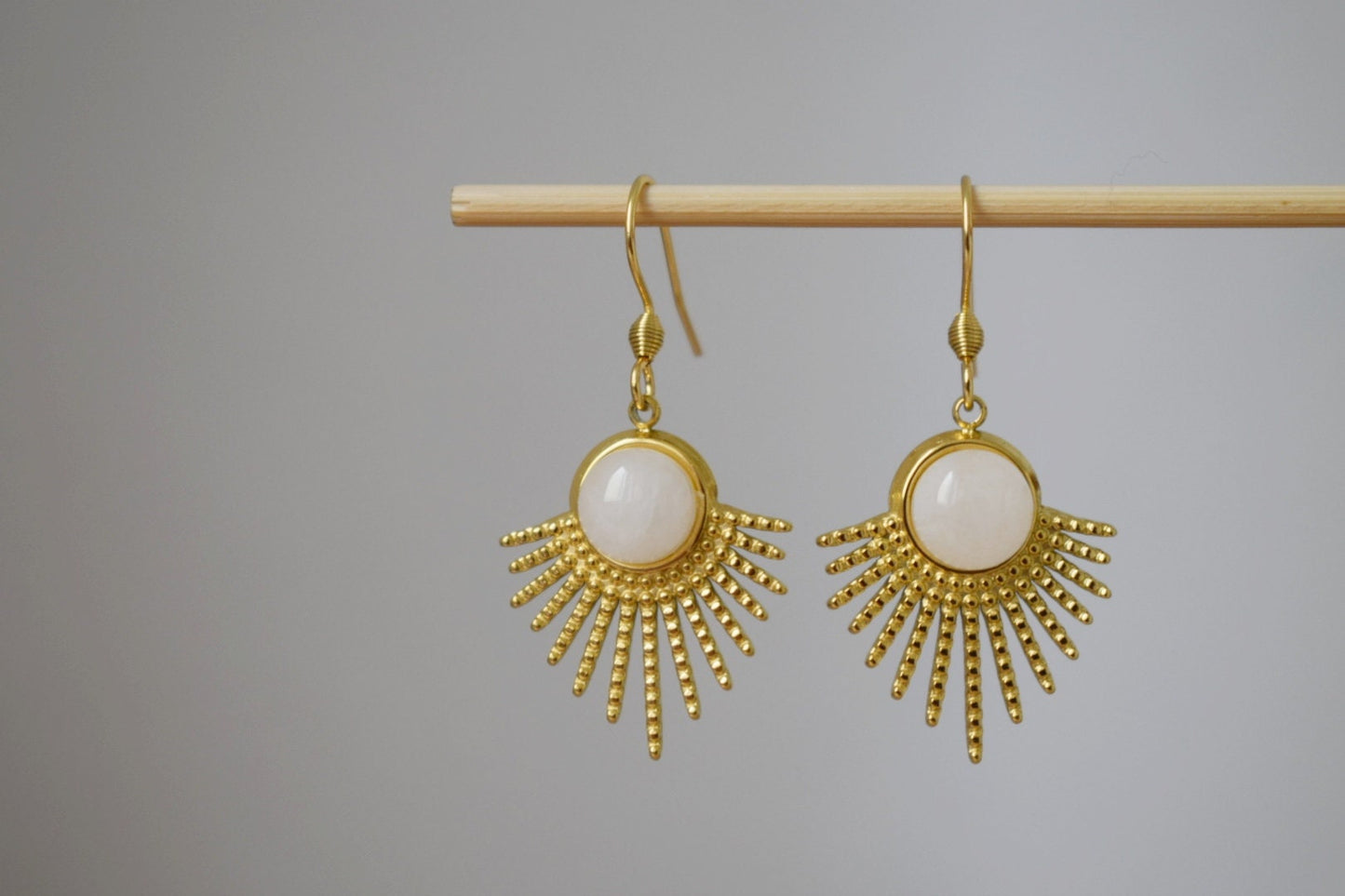 White jade earrings, Sun rays dangling earrings, Sunburst, Gemstone drop earrings, Celestial, 18k gold plated stainless steel, Jewelry gift