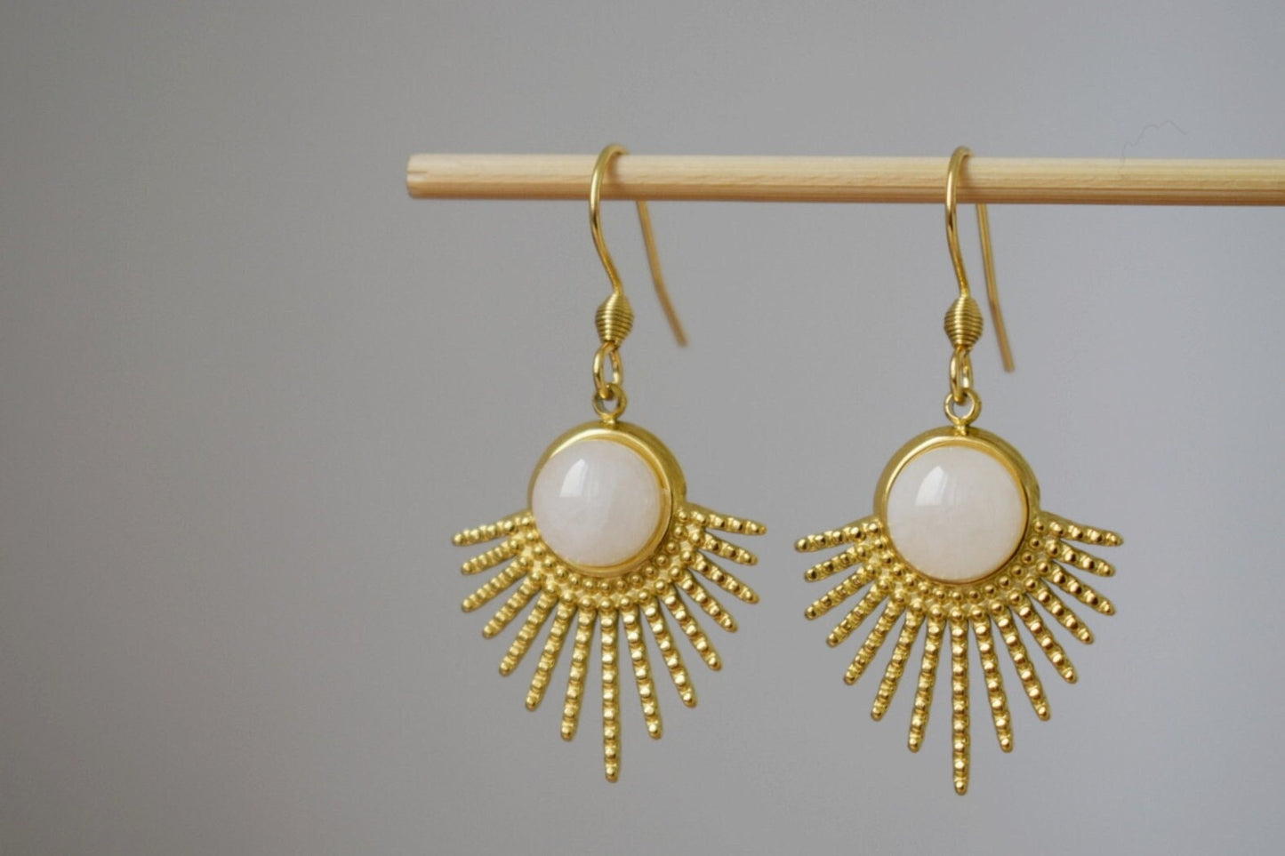 White jade earrings, Sun rays dangling earrings, Sunburst, Gemstone drop earrings, Celestial, 18k gold plated stainless steel, Jewelry gift