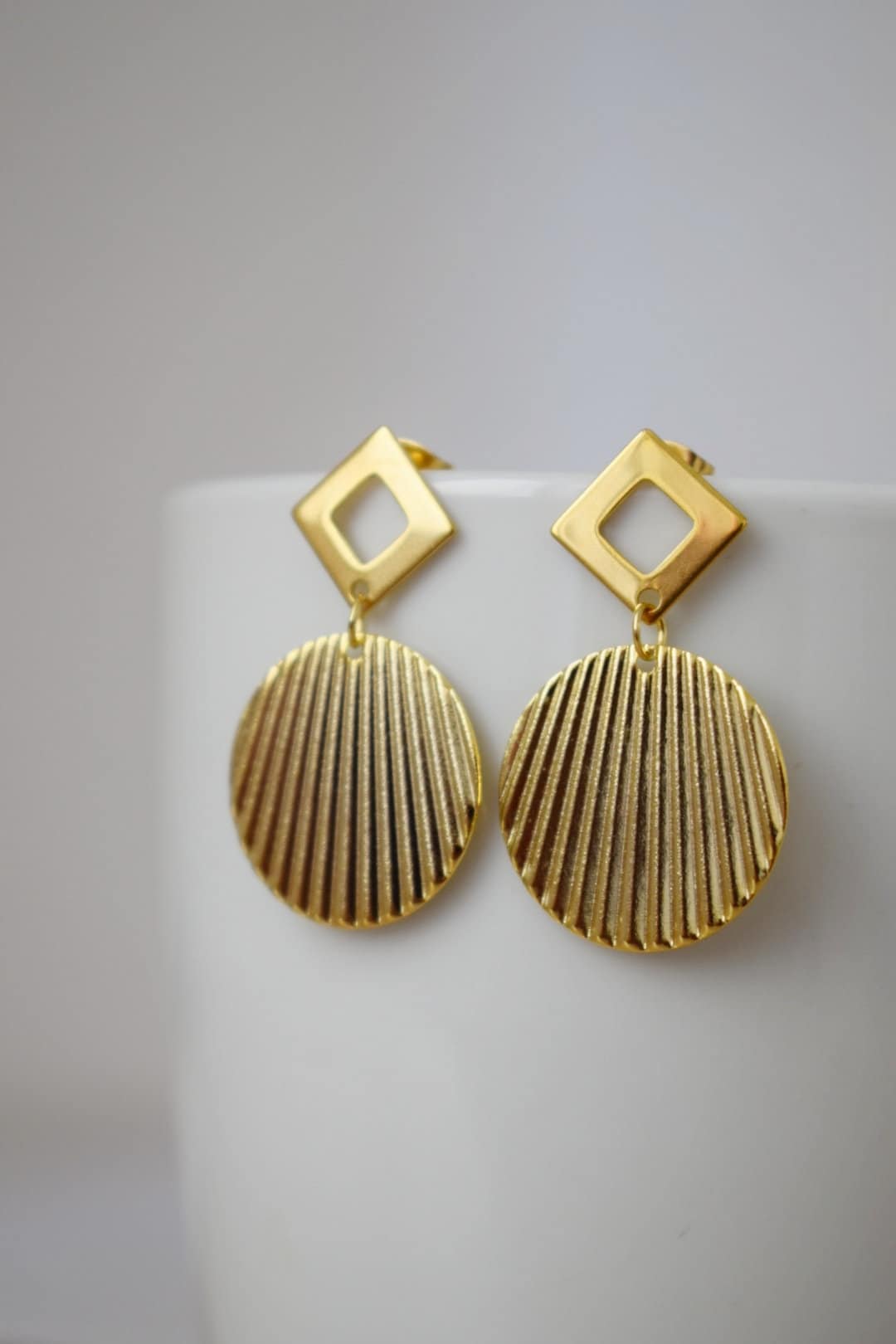 Circle stud earrings, Rhombus stud earrings, 24k Gold plated statement earrings, Diamond shape, Corrugated, Disc, Plate, Round, Jewelry gift