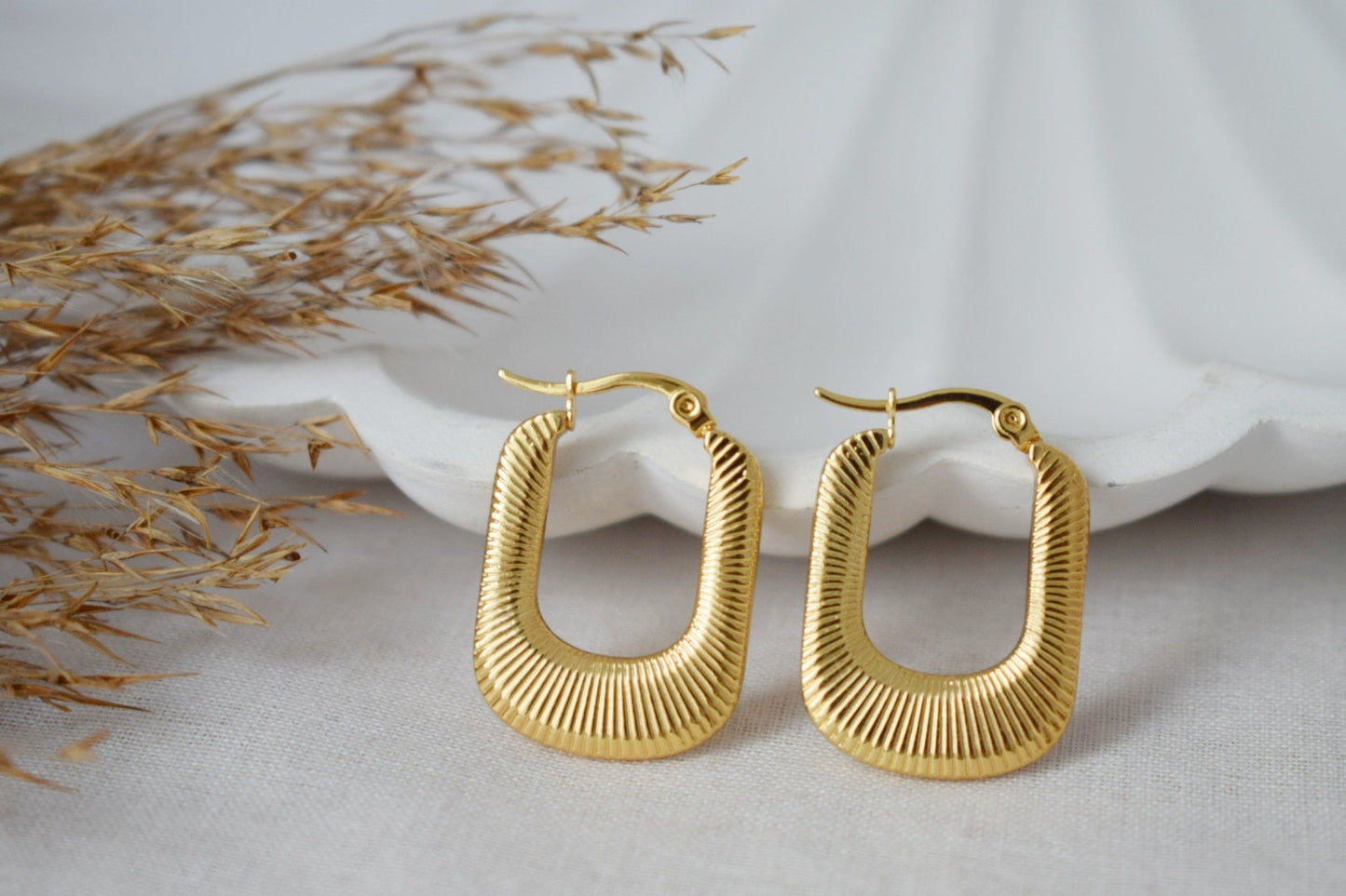 Geometric hoops, Rectangle earrings, 18k Gold plated stainless steel, Chunky statement hoops, Modern minimalist unique jewelry, Gift for her