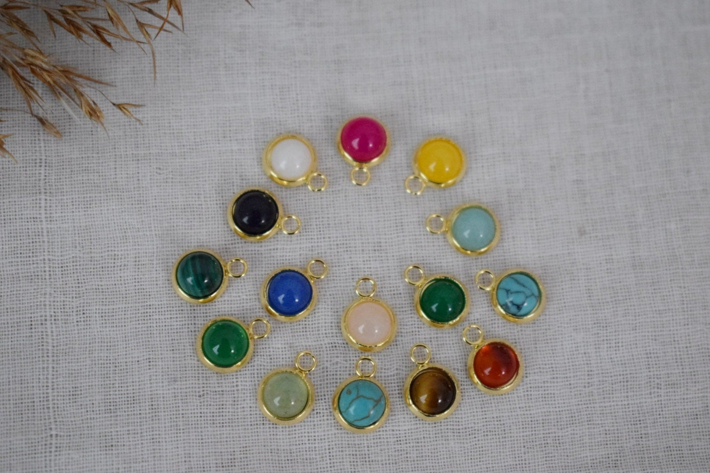 Minimalist gemstone necklace gold for women, green jade, aventurine, green agate, white jade, 6mm pendant necklace, Layered necklace, Gift
