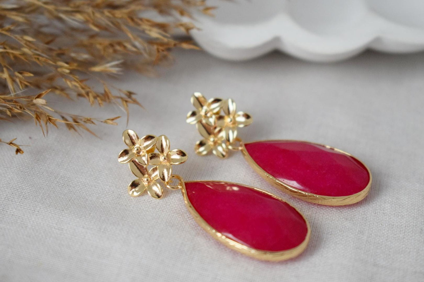 Teardrop pink jade stud earrings, Flower dangle drop earrings, Long gemstone earrings, Faceted stone, Boho chic jewelry, Mother's day gift