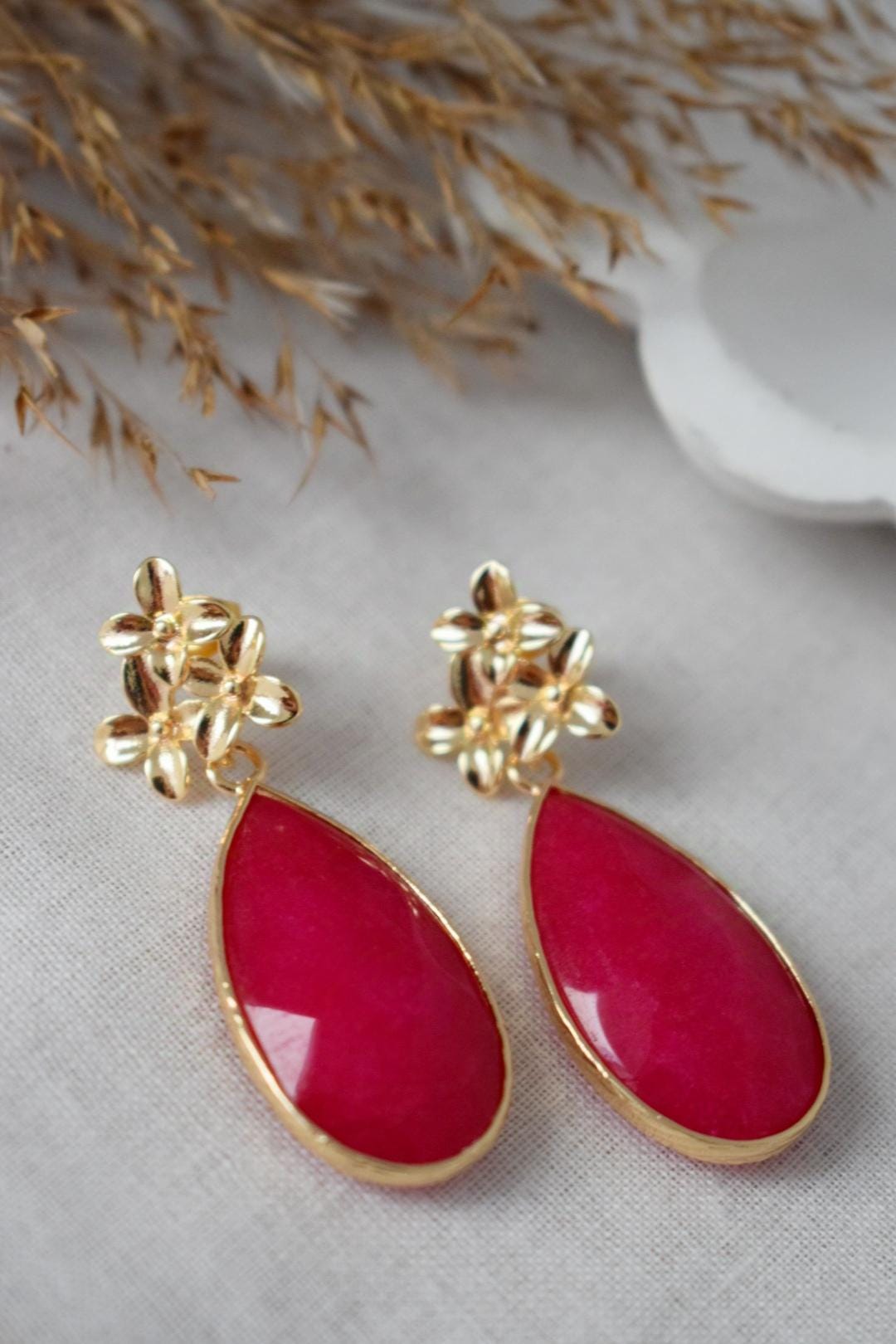 Teardrop pink jade stud earrings, Flower dangle drop earrings, Long gemstone earrings, Faceted stone, Boho chic jewelry, Mother's day gift