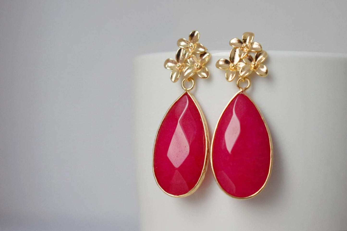 Teardrop pink jade stud earrings, Flower dangle drop earrings, Long gemstone earrings, Faceted stone, Boho chic jewelry, Mother's day gift