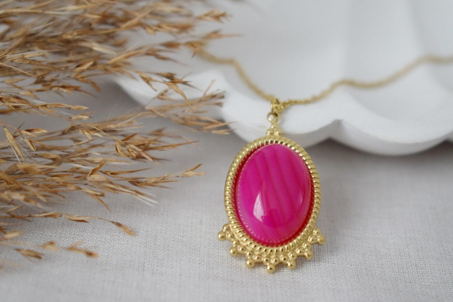 Pink Agate Necklace Gold, Oval Gemstone Victorian Necklace For Women, Unique Pendant, Stone Statement Necklace, Agate Jewelry, Gift For Her