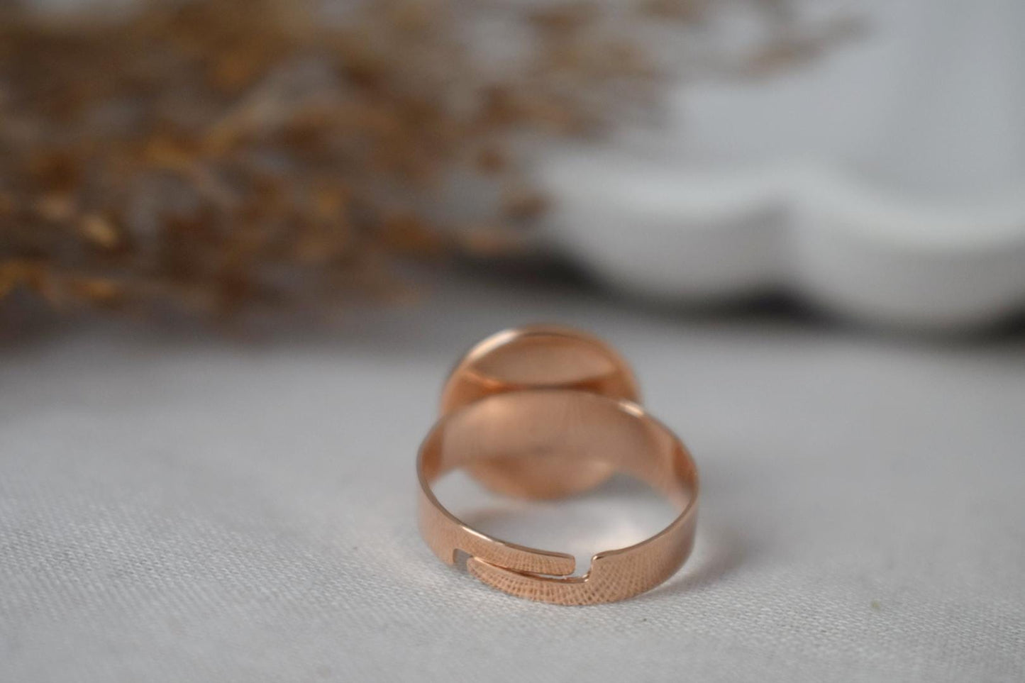 Mother of pearl rose gold ring for women, Shell Adjustable ring, Everyday white round ring, Jewelry gift for her