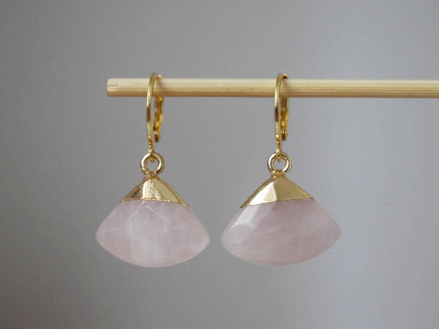 Gold plated huggie earrings with rose quartz pendant, Dangle stone earrings, Pink triangle drop earrings, Fan earrings, Jewelry gift for her