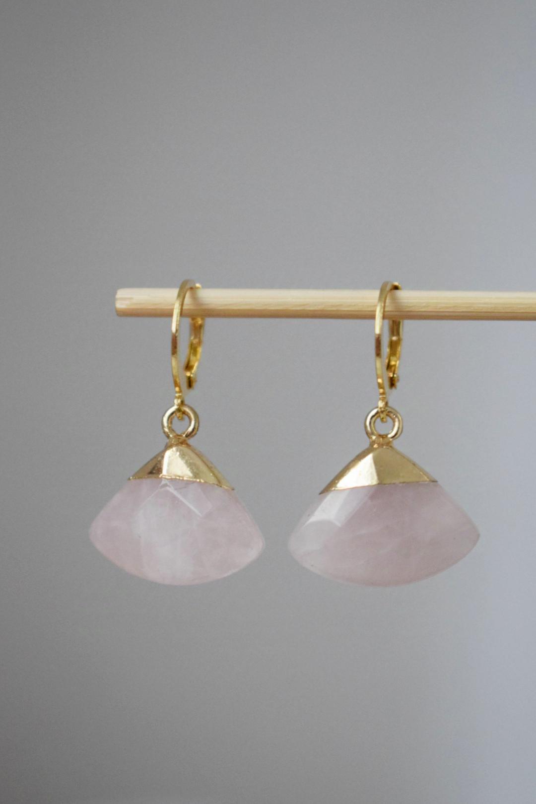 Gold plated huggie earrings with rose quartz pendant, Dangle stone earrings, Pink triangle drop earrings, Fan earrings, Jewelry gift for her