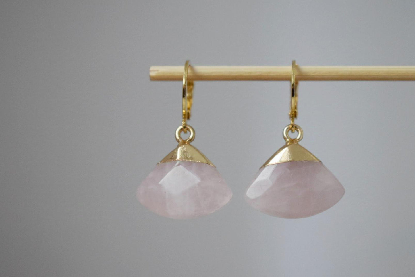 Gold plated huggie earrings with rose quartz pendant, Dangle stone earrings, Pink triangle drop earrings, Fan earrings, Jewelry gift for her