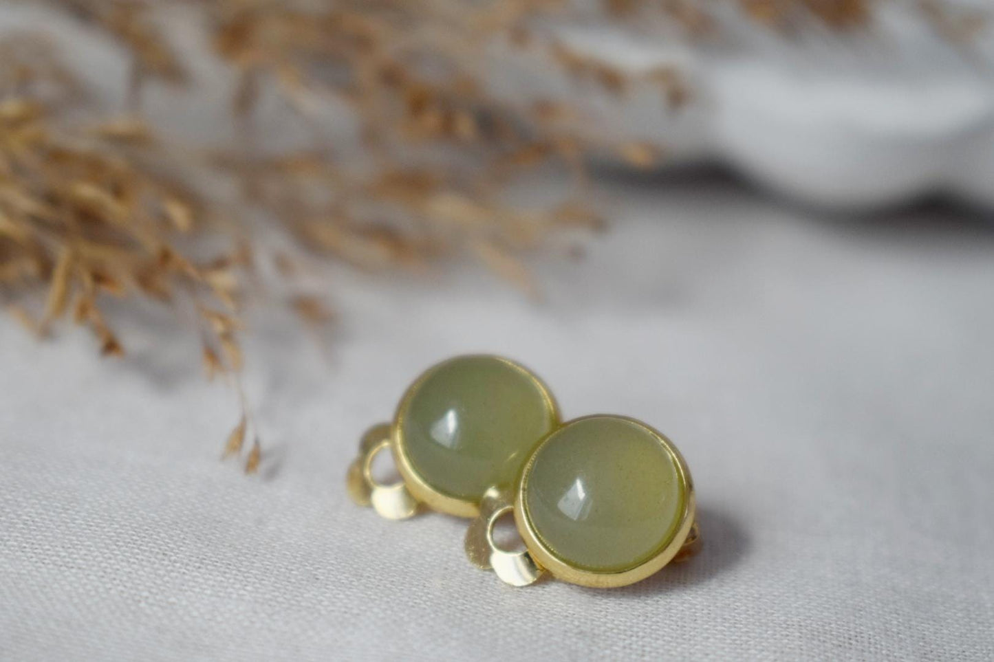 Aventurine Clip on earrings women, Small Green gemstone ear clips, Surgical stainless steel, Natural stone, Non pierced, No hole earrings