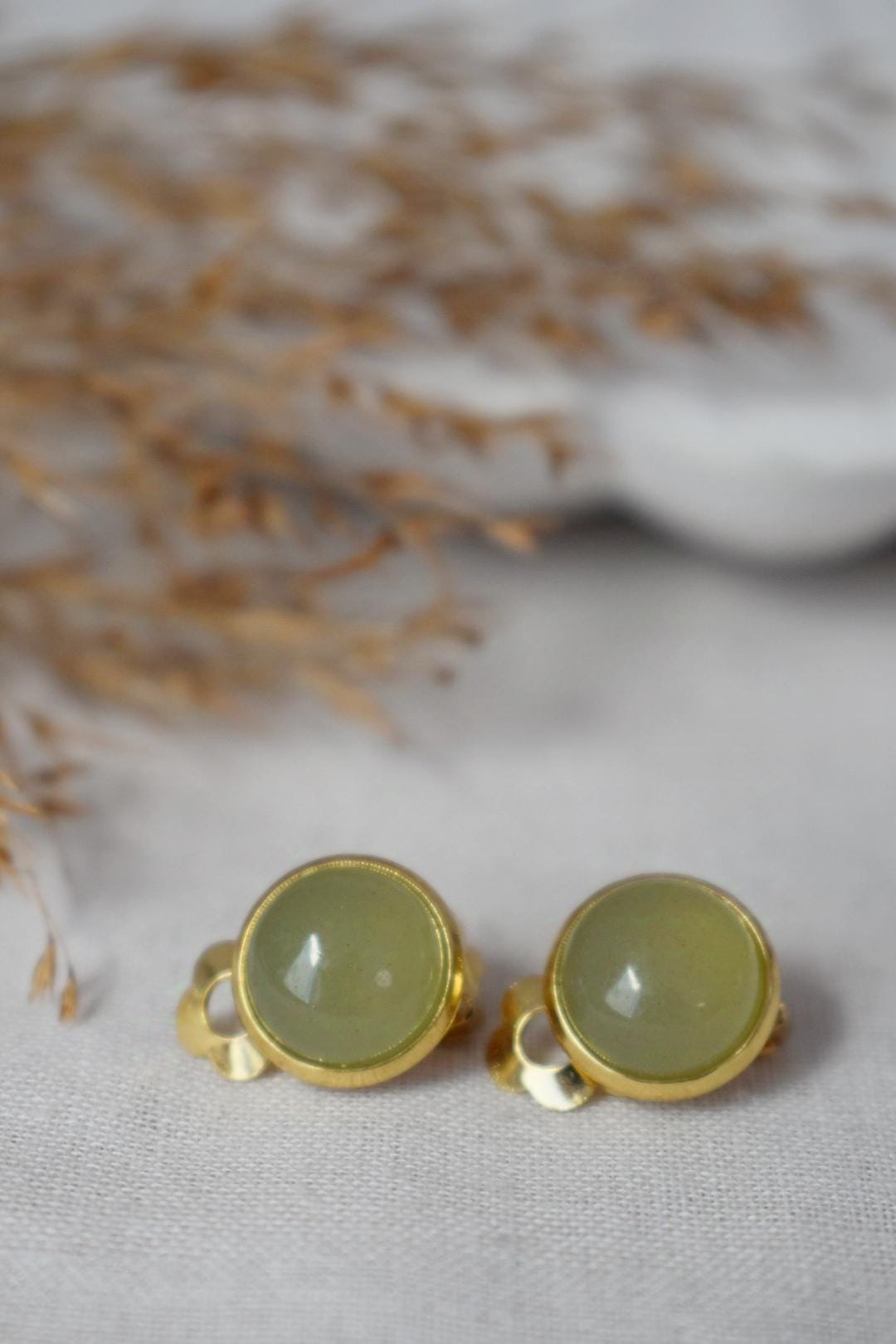 Aventurine Clip on earrings women, Small Green gemstone ear clips, Surgical stainless steel, Natural stone, Non pierced, No hole earrings